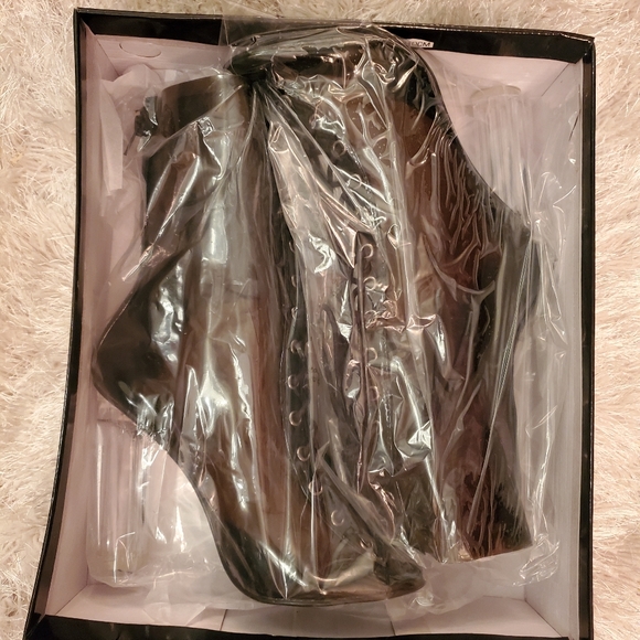 LACE-UP CLEAR HEEL BOOTIES (Wide Width) - Picture 2 of 6